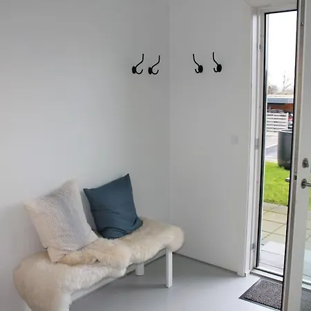Anneks Med Eget Toilet Og Bad - Gratis Parkering Apartment