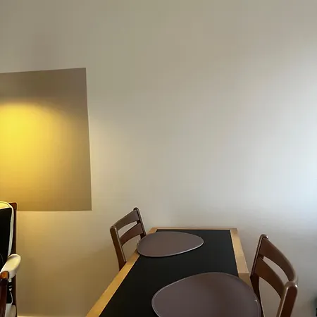 Anneks Med Eget Toilet Og Bad - Gratis Parkering アパート