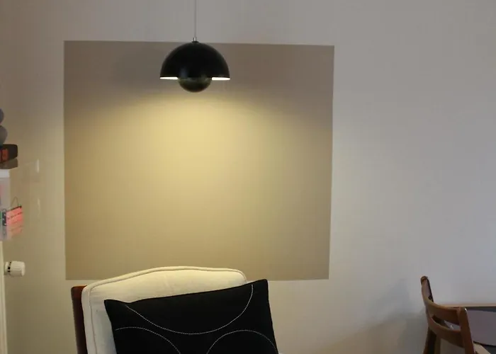 Anneks Med Eget Toilet Og Bad - Gratis Parkering Appartement