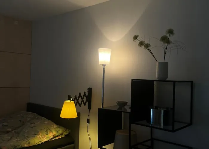 Appartement Anneks Med Eget Toilet Og Bad - Gratis Parkering *