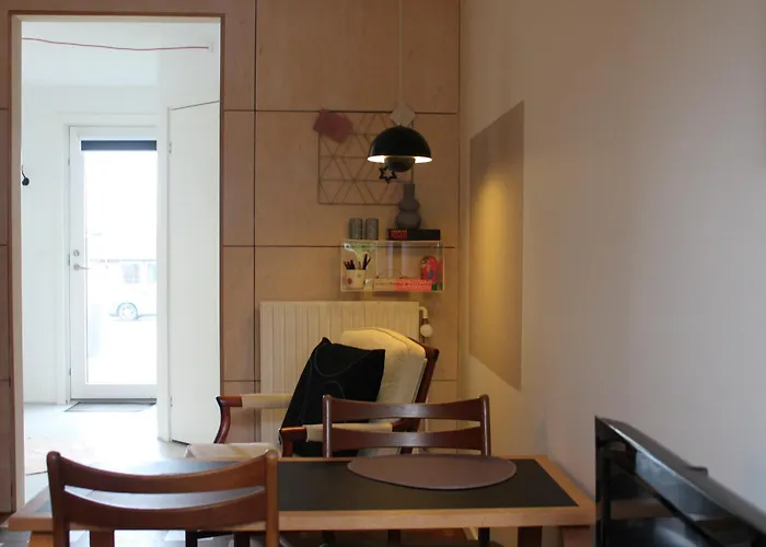 Anneks Med Eget Toilet Og Bad - Gratis Parkering *