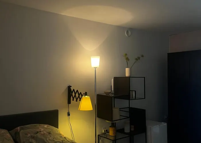 Anneks Med Eget Toilet Og Bad - Gratis Parkering